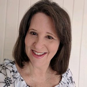 Meet your Posher, Ellen